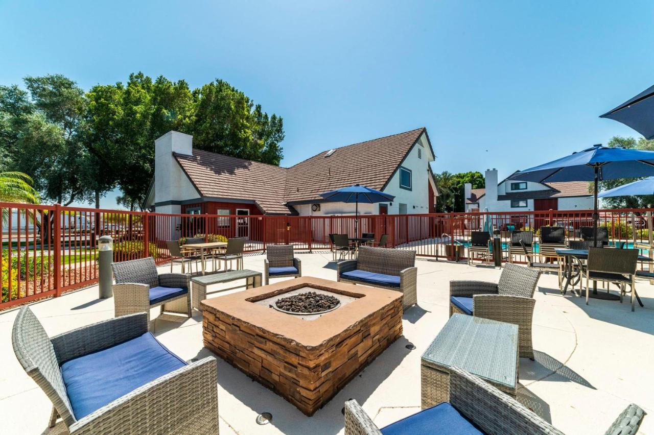 Metro Phx Upstairs 2Bd Sleeps 6 Heated Pool No Pets Allowed Phoenix Buitenkant foto
