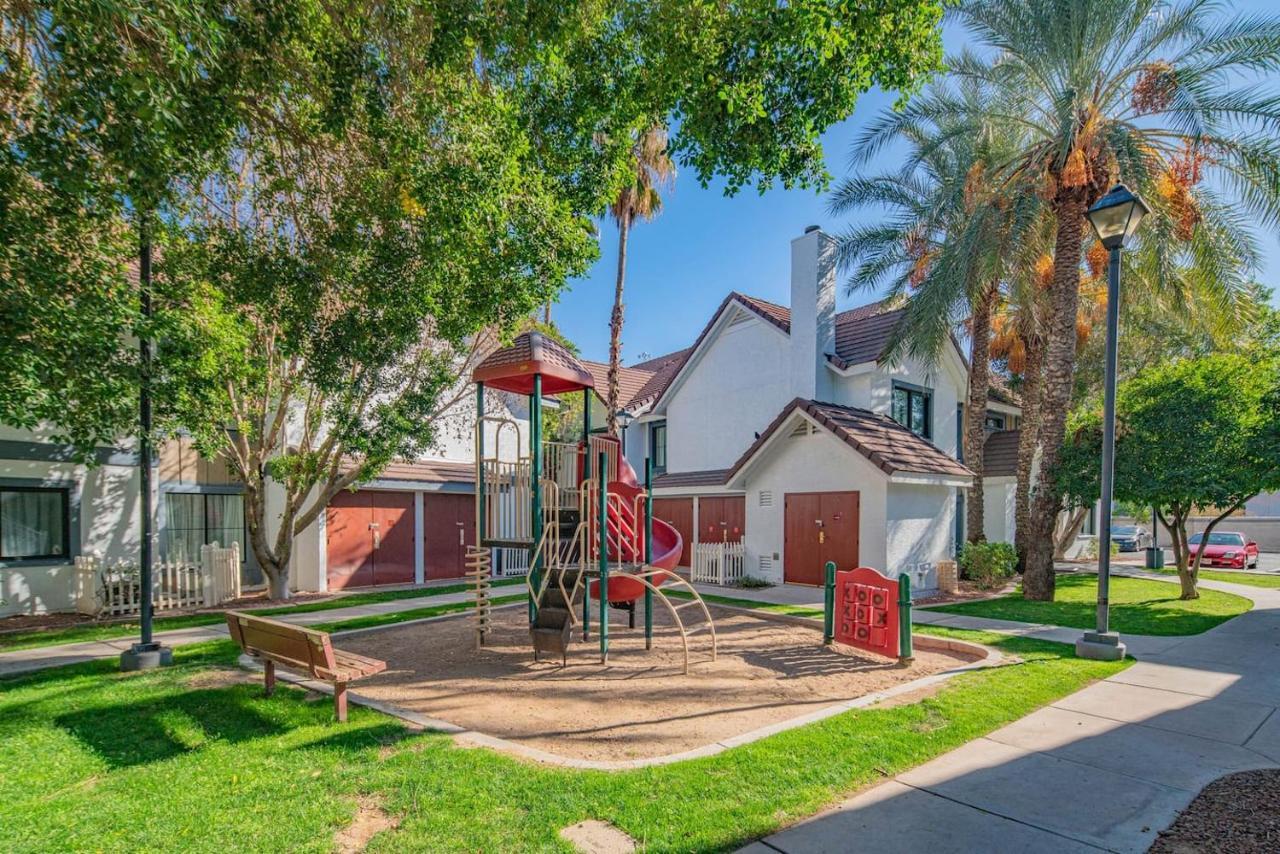Metro Phx Upstairs 2Bd Sleeps 6 Heated Pool No Pets Allowed Phoenix Buitenkant foto