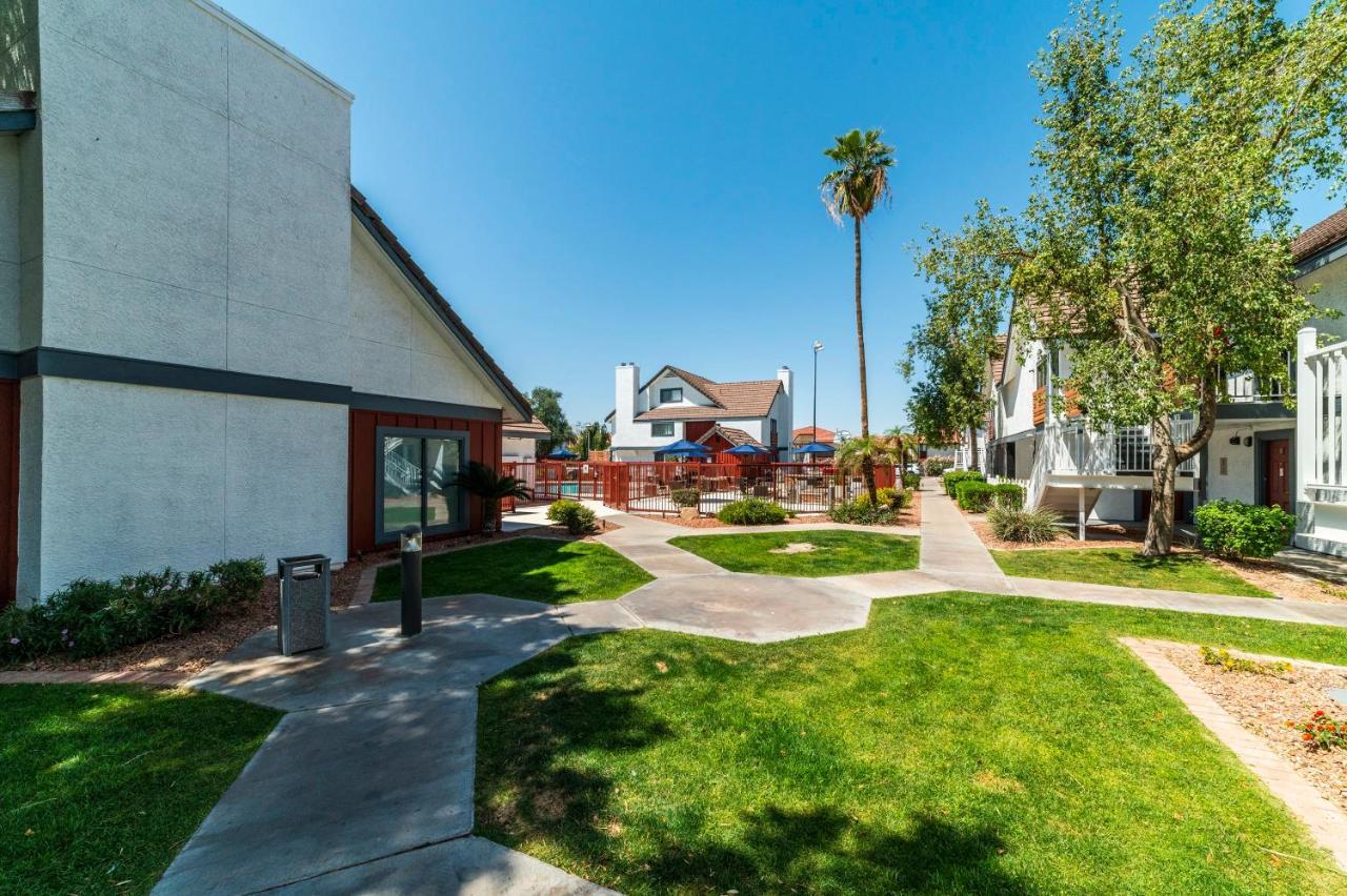 Metro Phx Upstairs 2Bd Sleeps 6 Heated Pool No Pets Allowed Phoenix Buitenkant foto