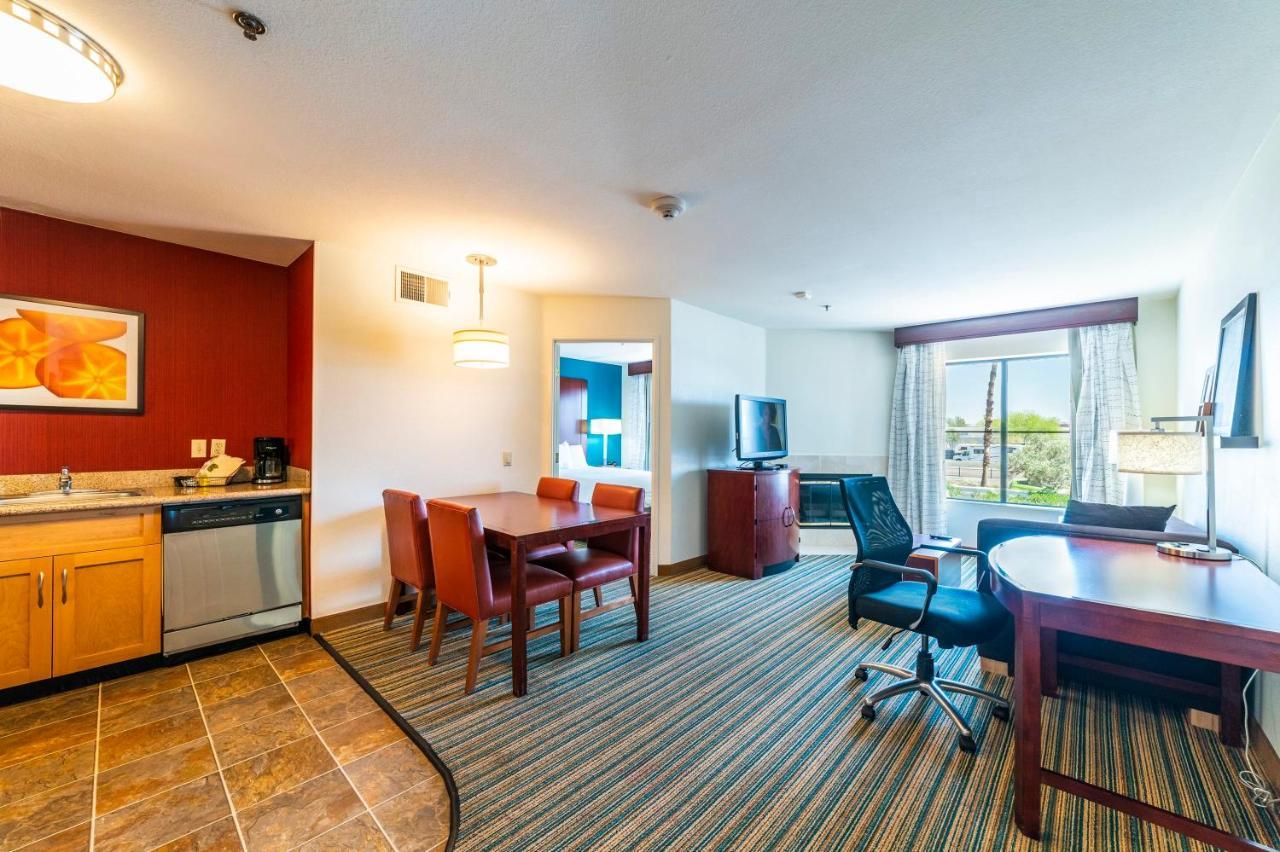 Metro Phx Upstairs 2Bd Sleeps 6 Heated Pool No Pets Allowed Phoenix Buitenkant foto