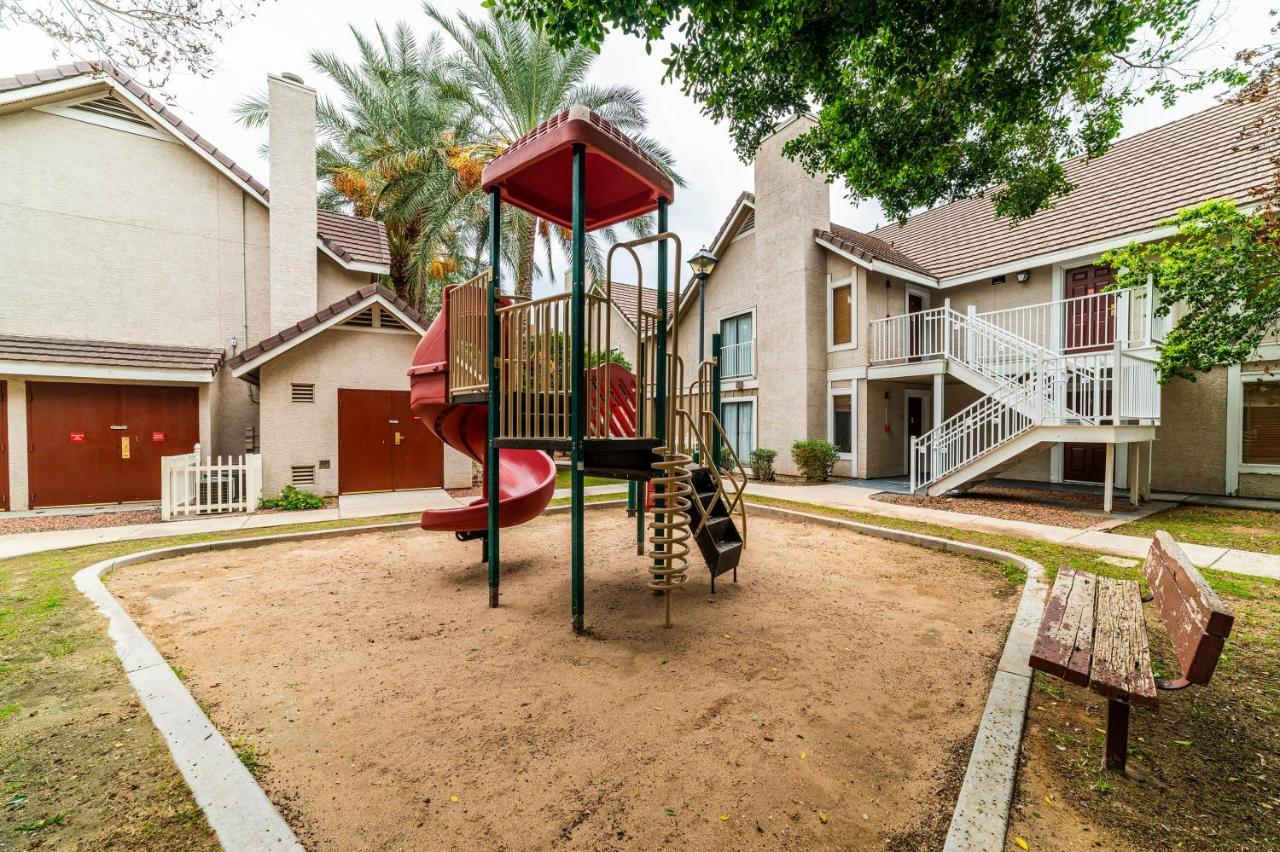 Metro Phx Upstairs 2Bd Sleeps 6 Heated Pool No Pets Allowed Phoenix Buitenkant foto