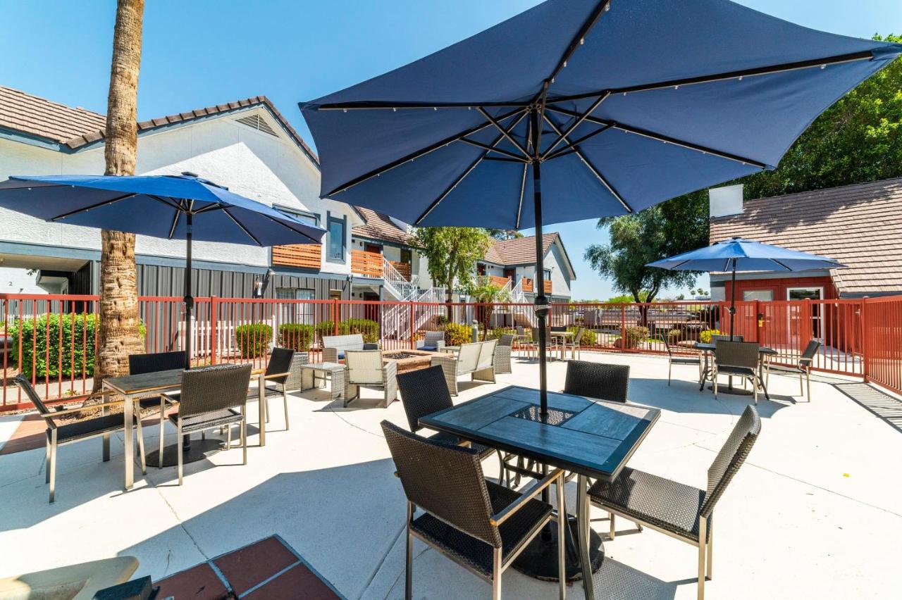 Metro Phx Upstairs 2Bd Sleeps 6 Heated Pool No Pets Allowed Phoenix Buitenkant foto