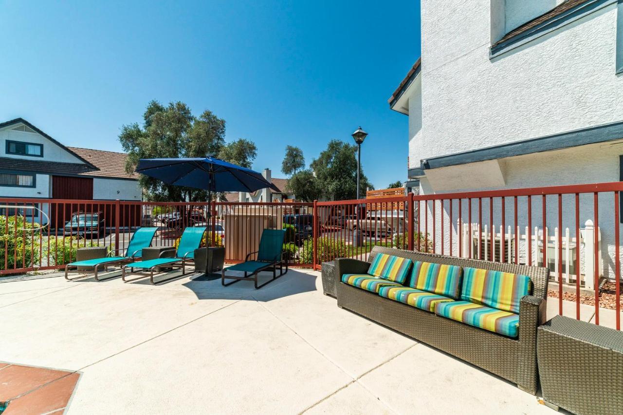 Metro Phx Upstairs 2Bd Sleeps 6 Heated Pool No Pets Allowed Phoenix Buitenkant foto