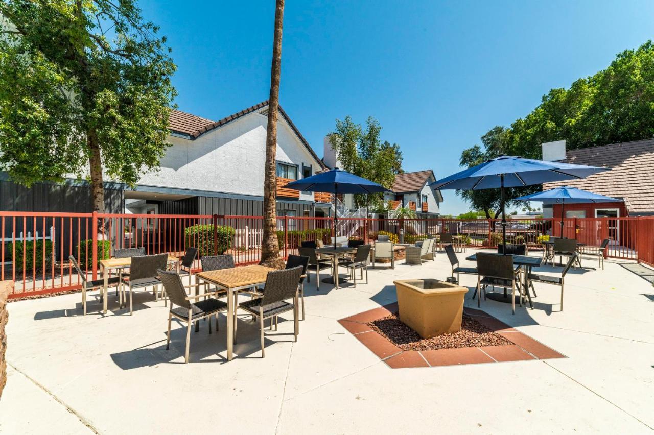 Metro Phx Upstairs 2Bd Sleeps 6 Heated Pool No Pets Allowed Phoenix Buitenkant foto