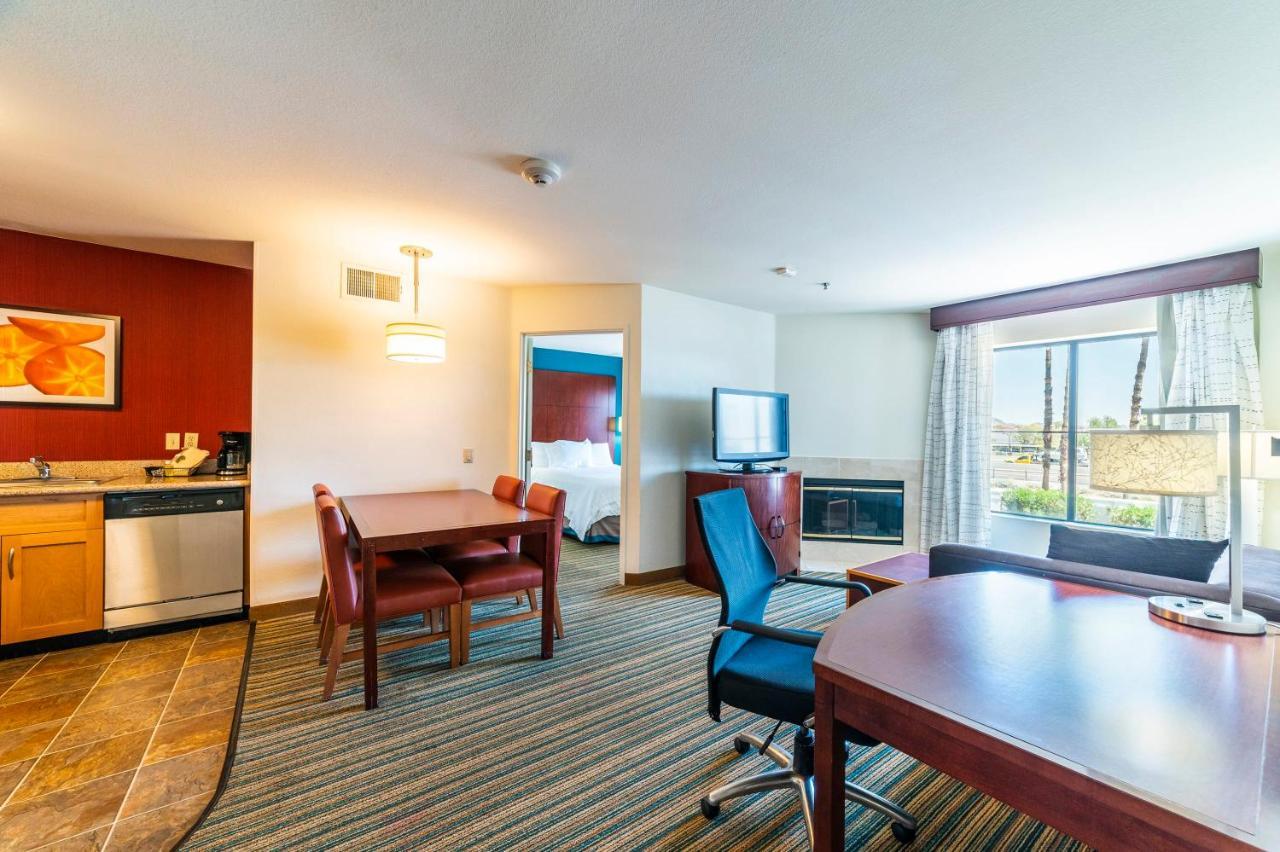Metro Phx Upstairs 2Bd Sleeps 6 Heated Pool No Pets Allowed Phoenix Buitenkant foto